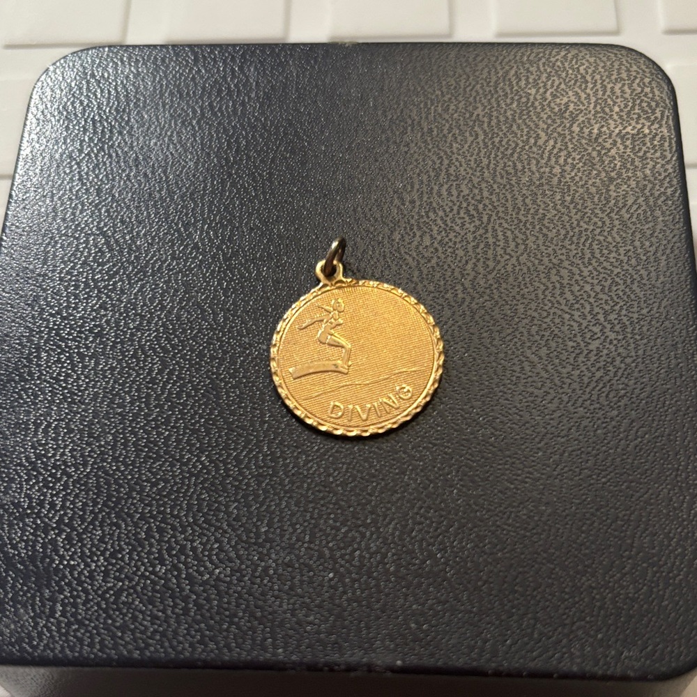 Vintage Diving Pendant 1/20 12K GF